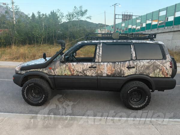 Nissan - Terrano II - 2700 dizel