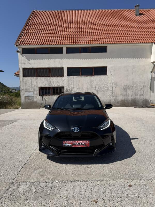 Toyota - Yaris - 1.5 HYBRID AUTOMATIK