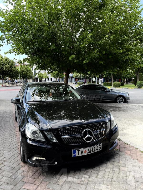 Mercedes Benz - E 250