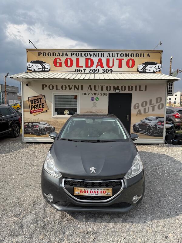 Peugeot - 208 - 1.2 pure tech
