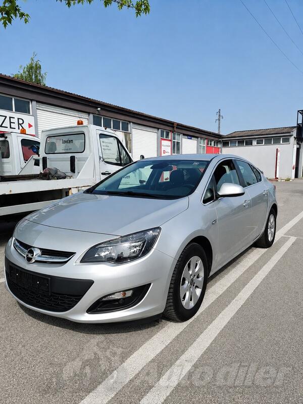 Opel - Astra - 1.6 cdti