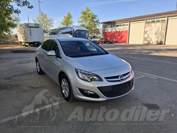 Opel - Astra - 1.6 cdti