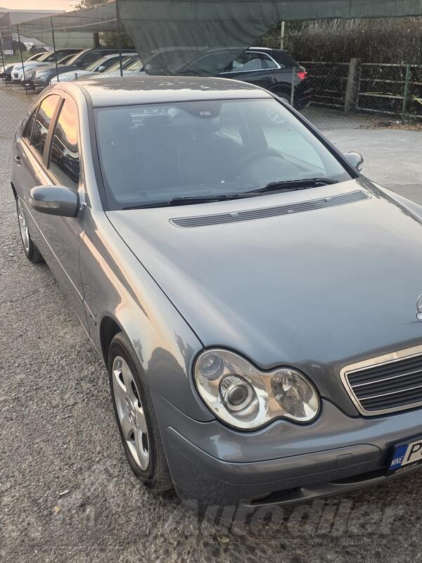 Mercedes Benz - C 180 - 2.0cdi