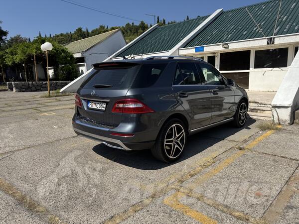 Mercedes Benz - ML 250 - ML 250 CDI 4 MATIC