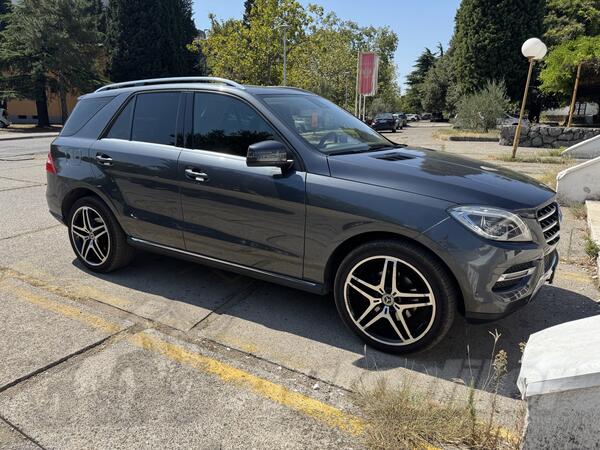 Mercedes Benz - ML 250 - ML 250 CDI 4 MATIC