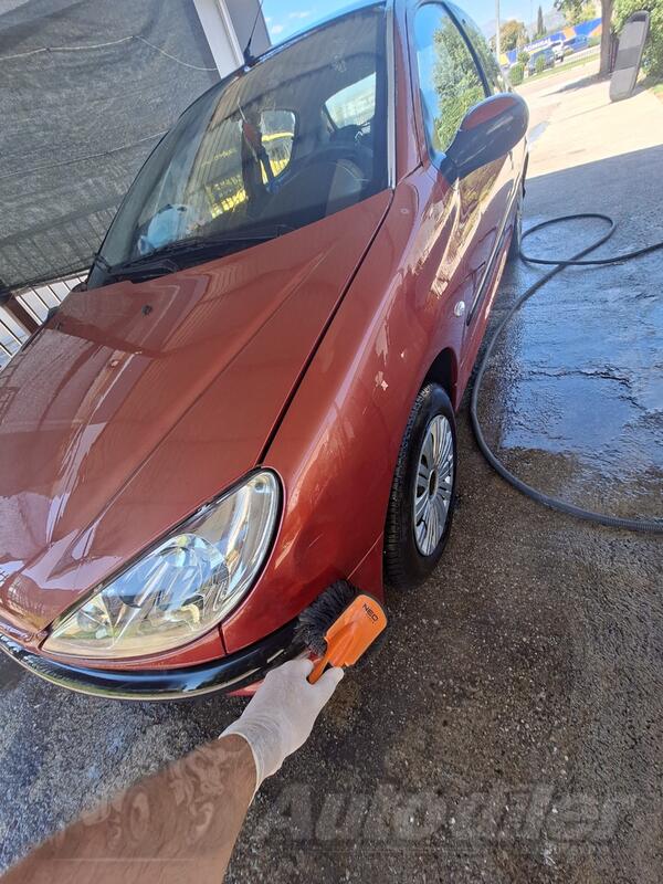 Peugeot - 206 - 1.4