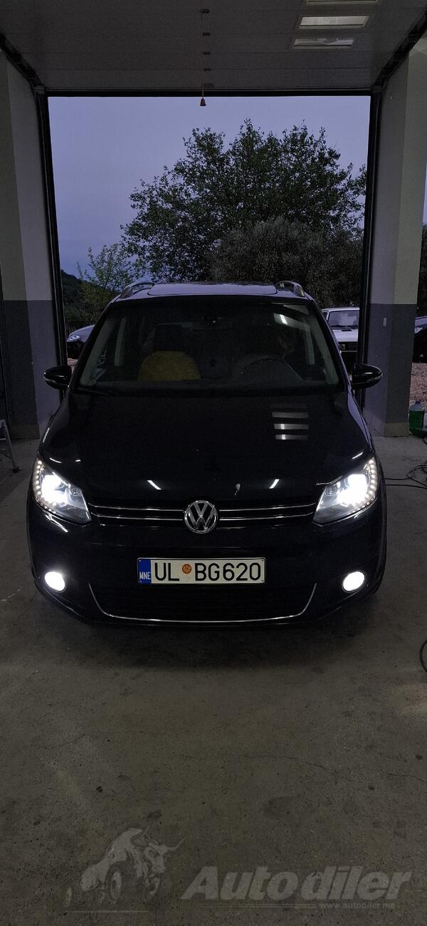 Volkswagen - Touran