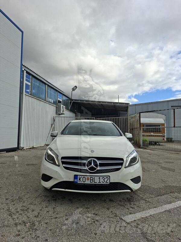 Mercedes Benz - A 180 - 1.5 DCI