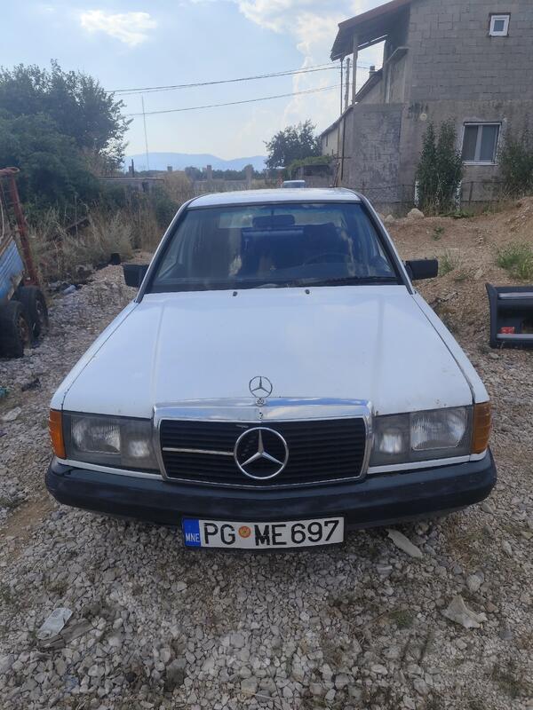 Mercedes Benz - 190 - 200