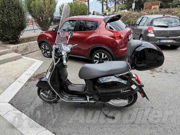 Piaggio - vespa