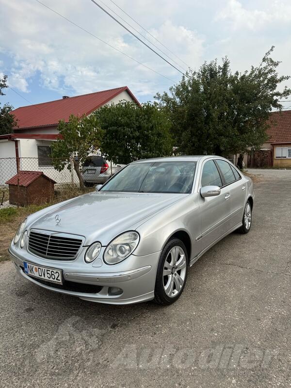 Mercedes Benz - E 220 - E220 cdi