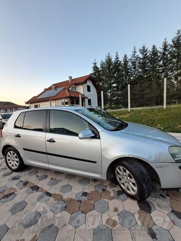 Volkswagen - Golf 5 - 1,4