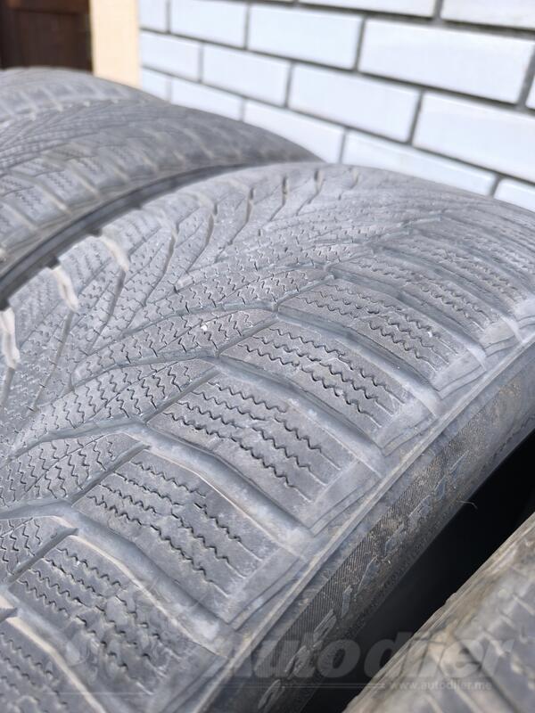Nexen - 235/45r17 - Zimska guma