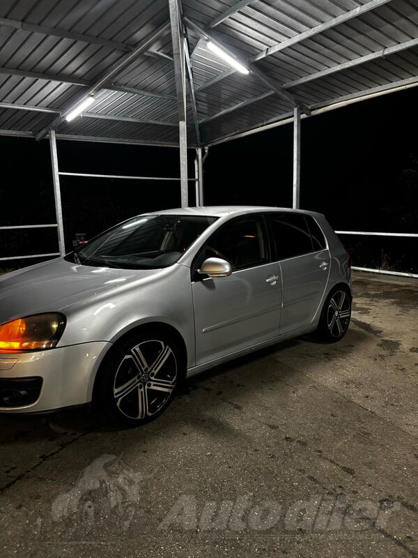 Volkswagen - Golf 5 - 1.9