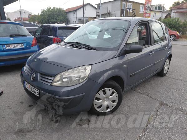 Renault - Scenic - 1.5 dci