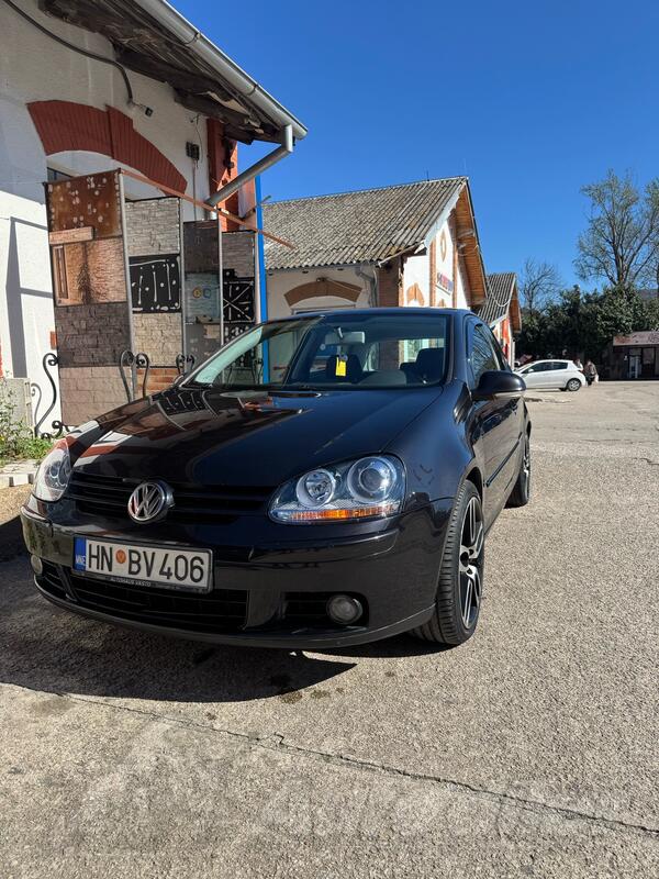 Volkswagen - Golf 5 - 2.0 TDI