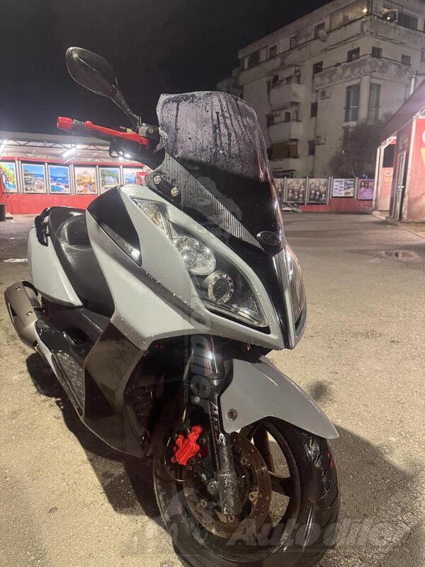 Kymco - Dinkstreet 300i