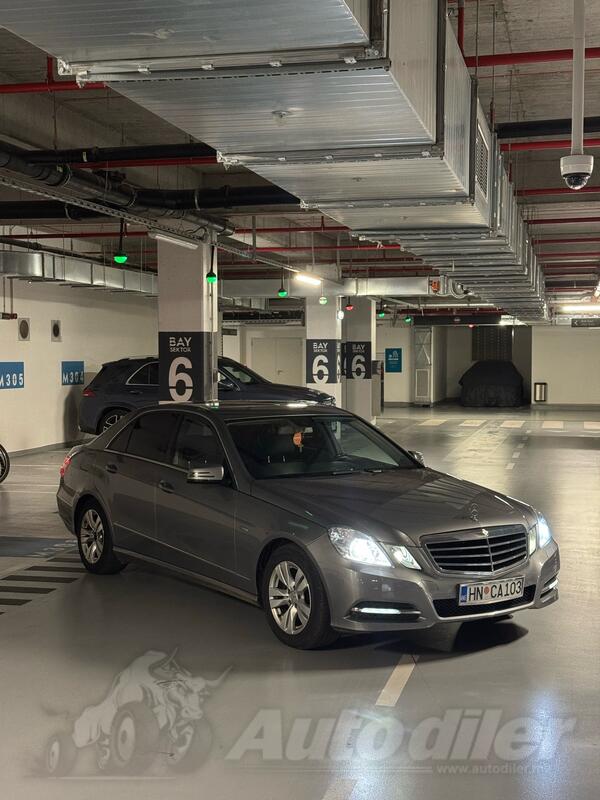 Mercedes Benz - E 220 - 2.2 cdi
