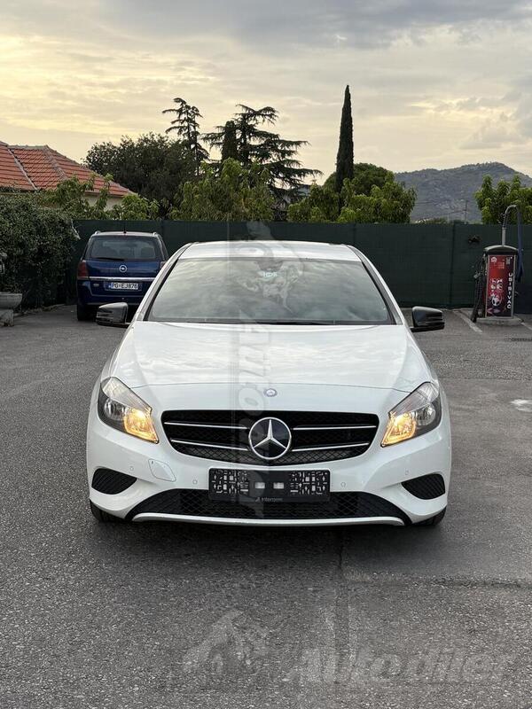 Mercedes Benz - 200 - A200 Cdi