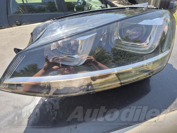 Lijevi far za Volkswagen - Golf 7    - 2015