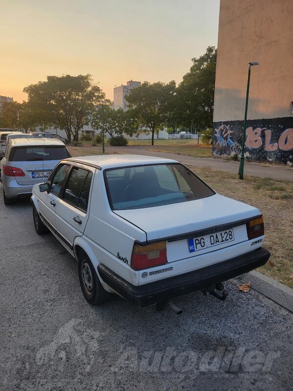 Volkswagen - Jetta - 1,3