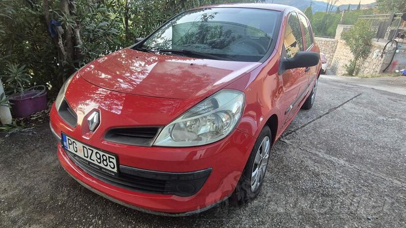 Renault - Clio