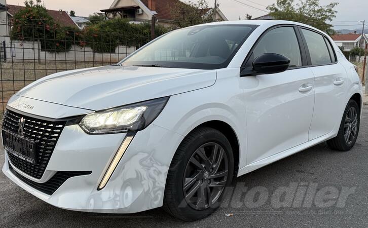 Peugeot - 208 - 1.5 BlueHDI