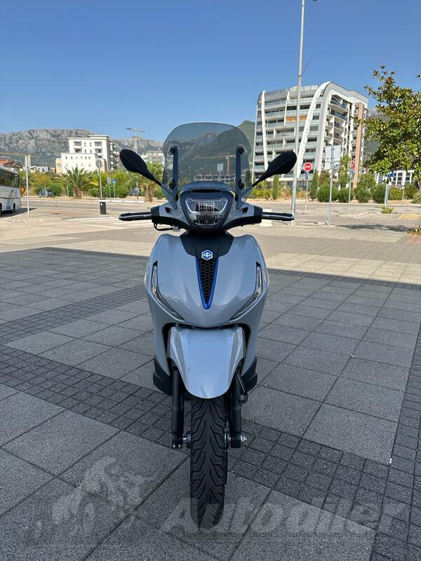 Piaggio - beverly S 310