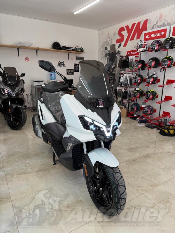 SYM - ADX 300