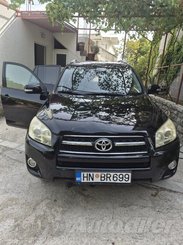 Toyota - RAV 4 - 2.2