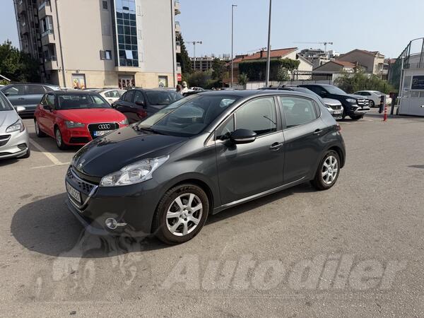 Peugeot - 208 - 1.4Hdi