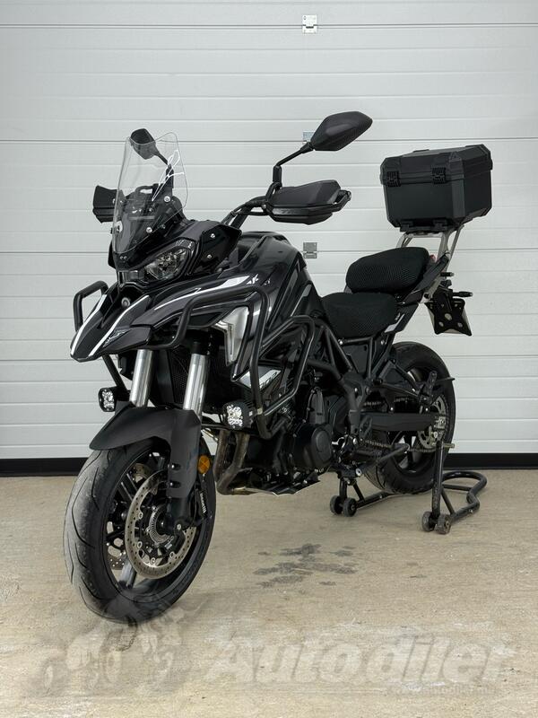 Benelli - TRK 702