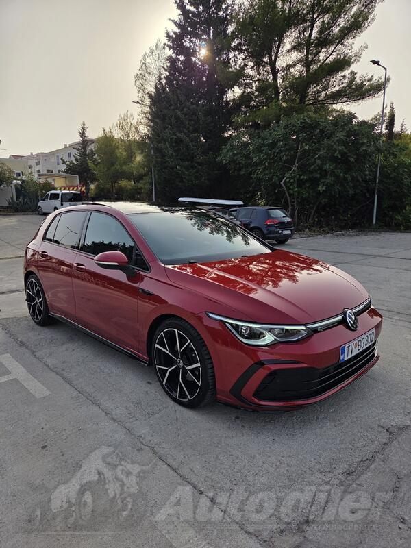Volkswagen - Golf 8 - R Line
