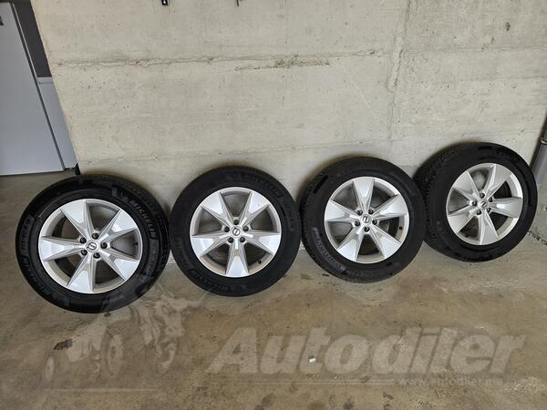 Fabričke rims and 2 ljetnje i 2 zimske  tires