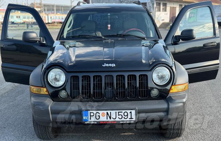 Jeep - Cherokee - 2.8