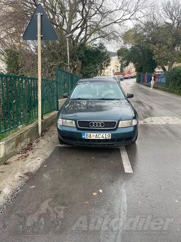 Audi - A4 - 1.6