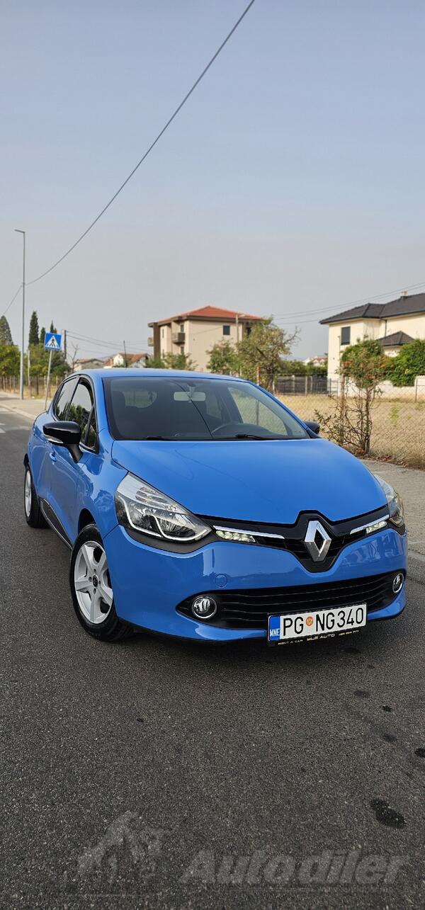 Renault - Clio - 0.9