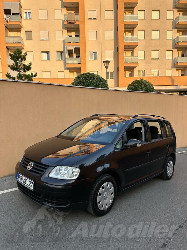Volkswagen - Touran