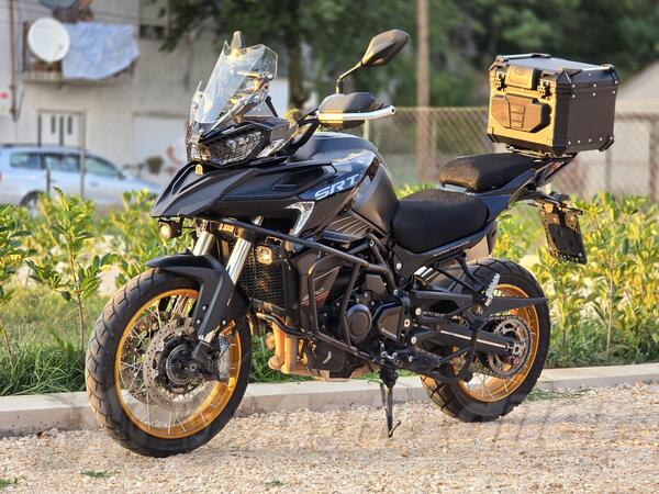 QJ Motor - srt800 Sx