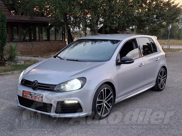 Volkswagen - Golf 6 - 2.0 TDI R LOOK