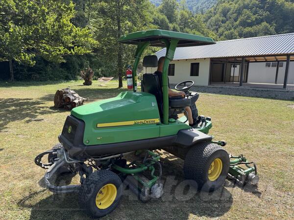 John Deere - 7500 e-cut 4wd