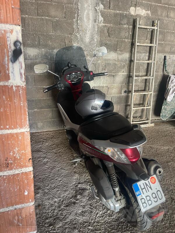 Vespa - Beverly 125