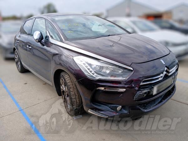 U djelovima Citroen - DS5