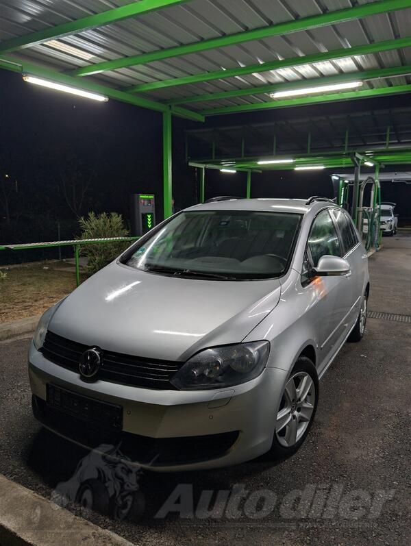Volkswagen - Golf Plus - 1.6 Tdi