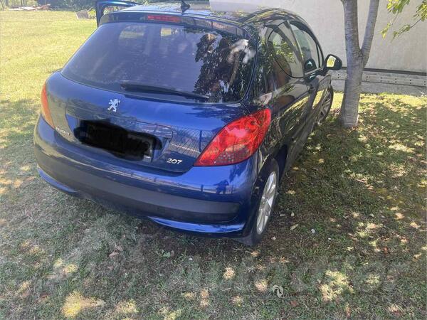 Peugeot - 207 - 1.4 hdi