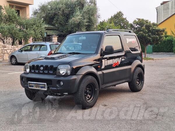 Suzuki - Jimny - 1,3 BENZIN