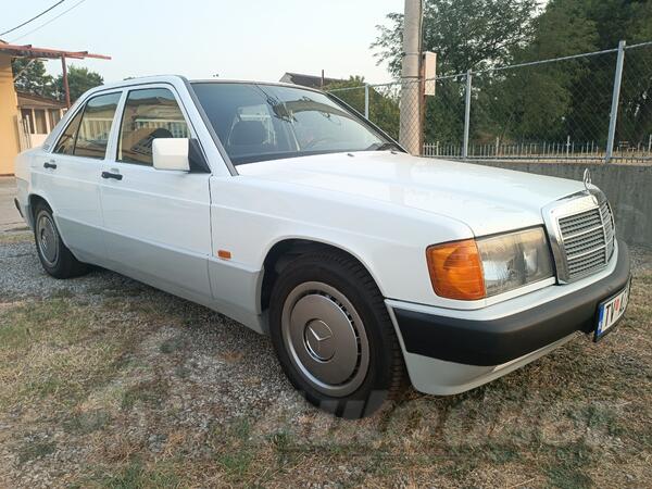 Mercedes Benz - 190 - 2.5 D