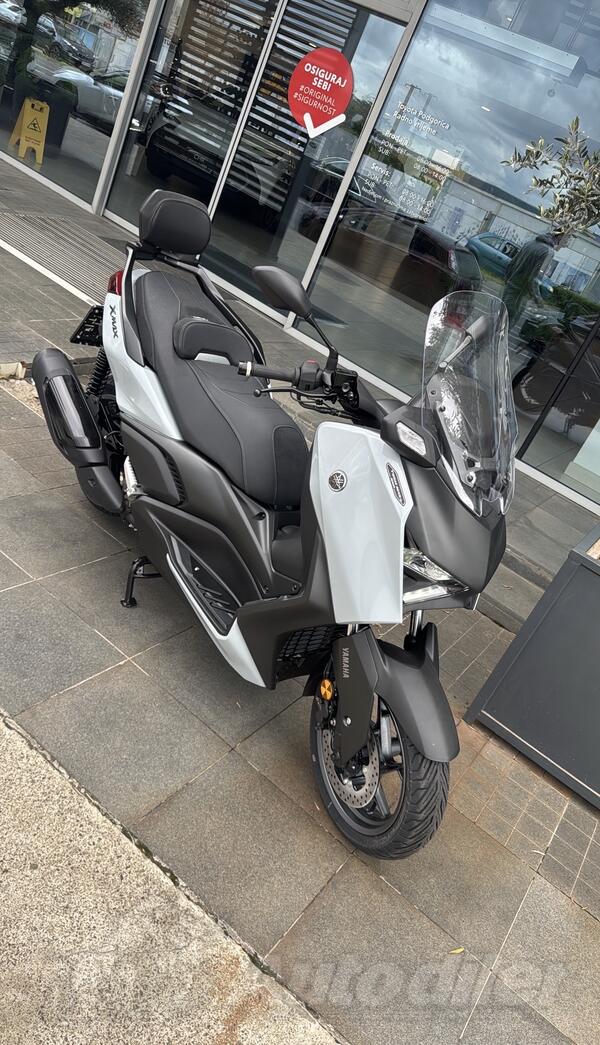 Yamaha - Xmax Techmax+
