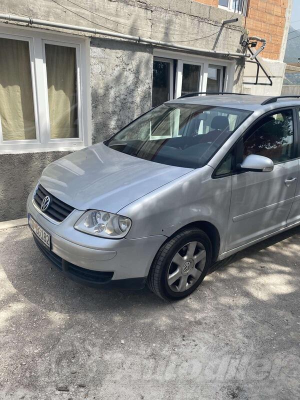 Volkswagen - Touran - 2.0