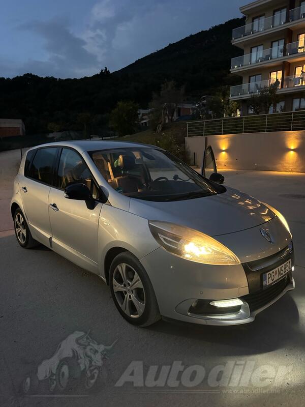 Renault - Scenic - 1.5 DCI